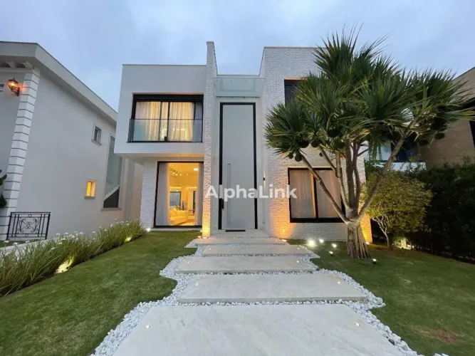 Casa com 4 dormitórios para alugar, 650 m² por R$ 50.100,00/mês - Alphaville - Santana de