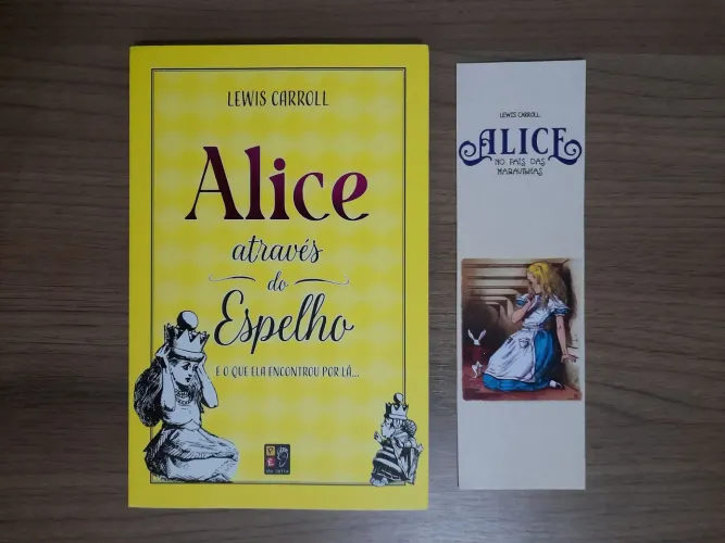 Alice Através do Espelho