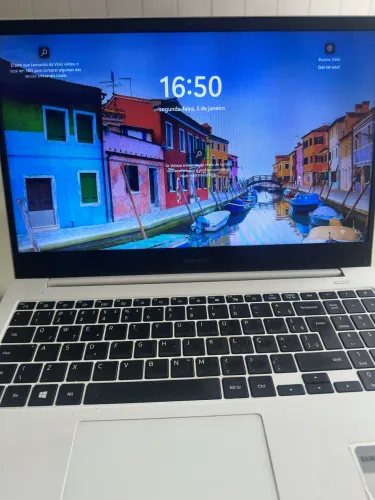 Notebook Samsung Book E20 USADO | HD 500GB + SSD 256GB | Windows 11 | 4GB RAM