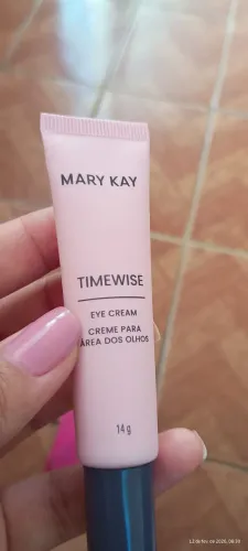 Creme para área dos olhos Mary Kay