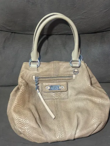 Bolsa Saad bege