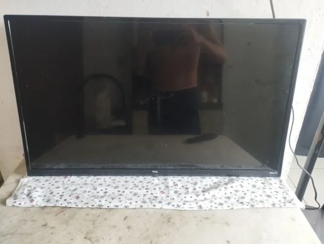 Tv 32 TCL roku 