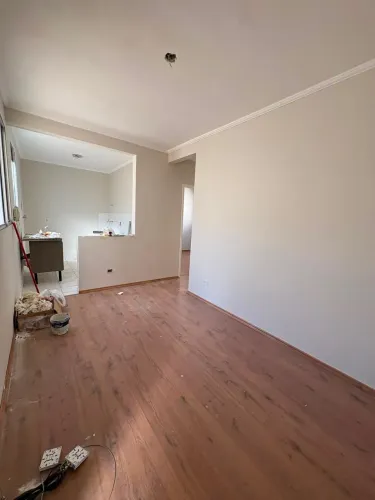 Apartamento à venda em Tatuí-SP na Vila São Lázaro: 2 quartos, 1 sala, 1 banheiro, 1 vaga,