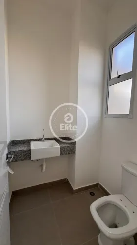 Casa térrea no Condomínio Bosque dos Ipês