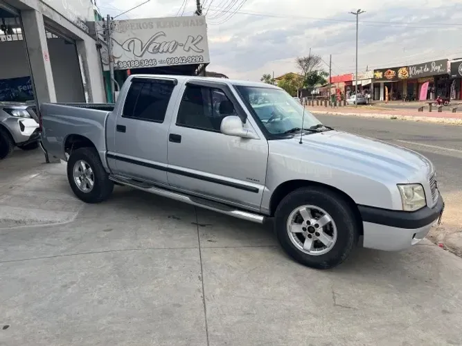 Chevrolet S10 P-up Colina 2.8 TDI 4x2/4x4 CD Dies. 2005