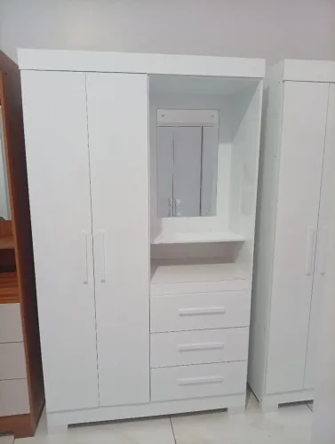 guarda roupa solteiro branco