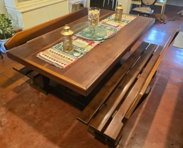 Mesa para área externa (Madeira nobre) - Imbuia
