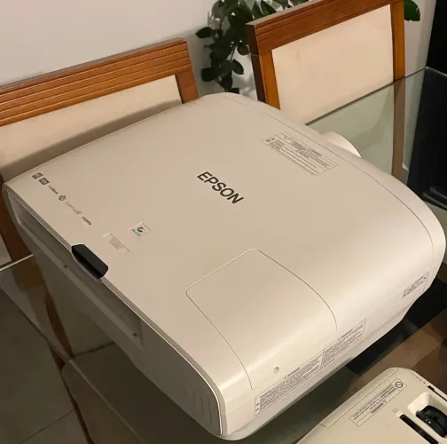 Projetor 4K Epson 5050UB