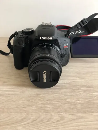 Máquina Fotografica Cannon