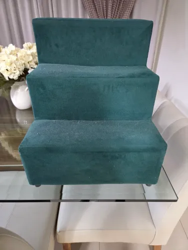 Escada pet