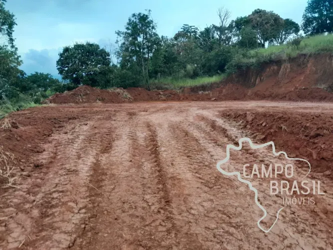 TERRENO DE 1.590M² NA ZONA NORTE DE SÃO JOSÉ DOS CAMPOS!
