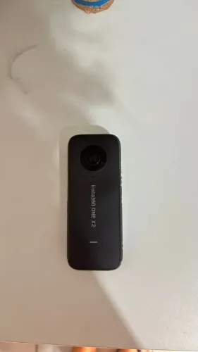 insta 360 one x2 com caixa e acessórios 