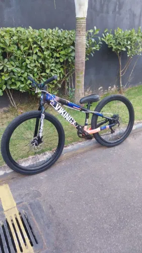 Vendo bicicleta nova ou troco por video game 