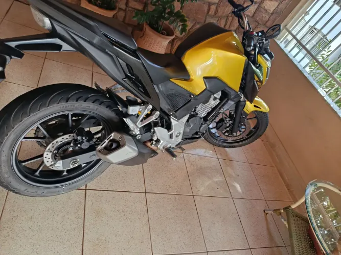 Oportunidade Cb Twister 300 ABS 2024 estudo troca