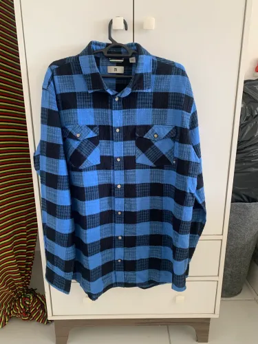 Camisa