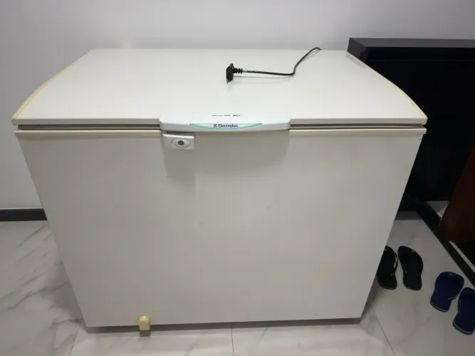 Freezer /Cooler Eletrolux H300