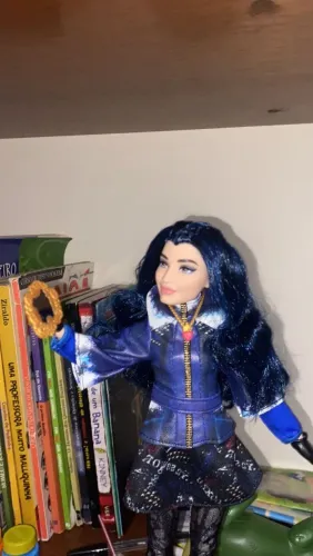 Boneca evie descendentes mattel