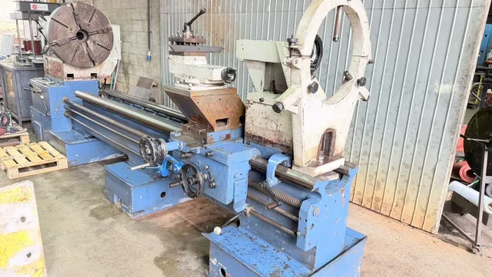 Torno mecânico marca Promeca 