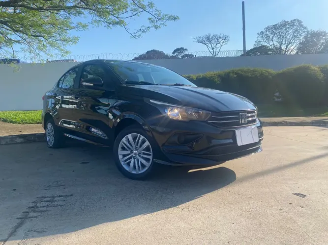 Fiat Cronos Drive 1.3 8V Flex 2025