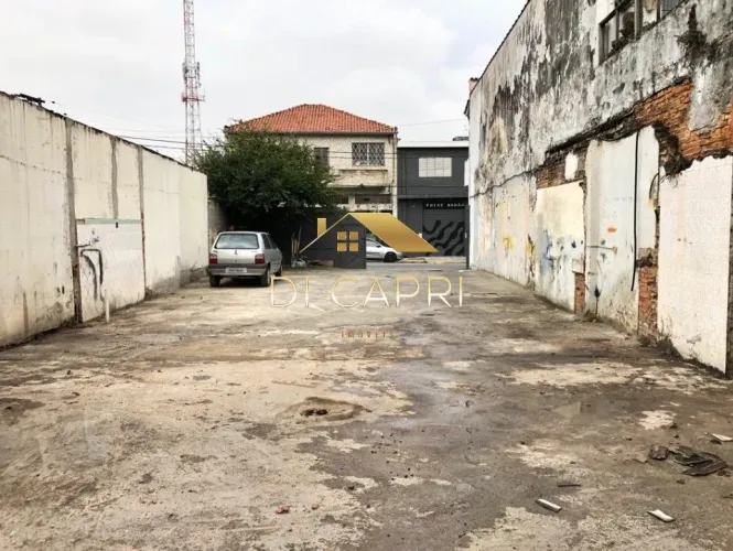 TERRENO NIVELADO - 270 m² - ÓTIMA LOCALIZAÇÃO