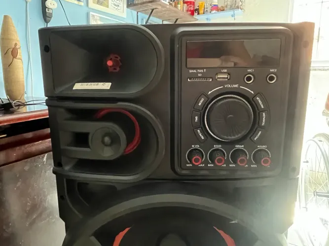 Máquina de lavar caixa de som cama king tv LG 65 polegadas 