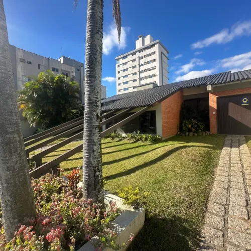 Maravilhosa casa na vila Moema - tubarão