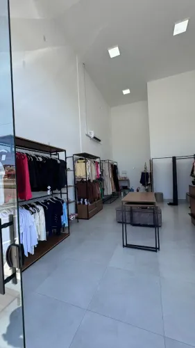 Vendo| Móveis para loja de roupas 