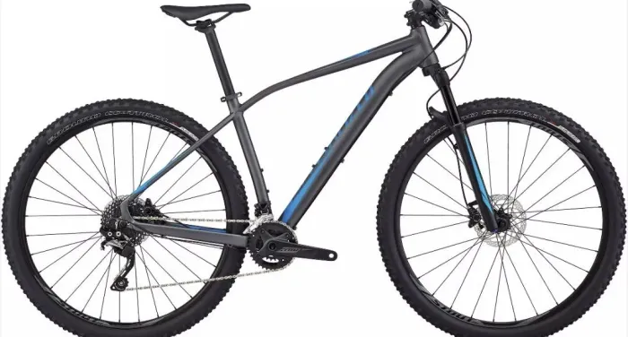 BIKE SPECIALIZED ROCKHOPPER TAM.17 NOVINHA !