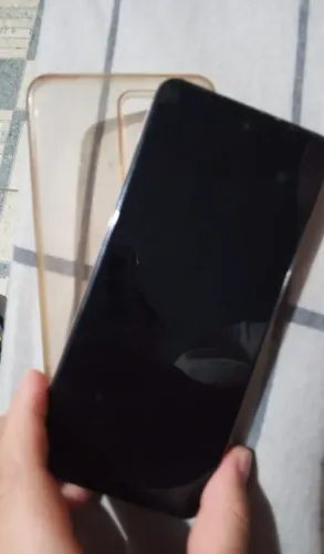 Vendo celular seminovo pouco tempo de uso .realme.c75x.256gb