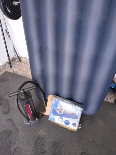 Colchão inflável com bomba