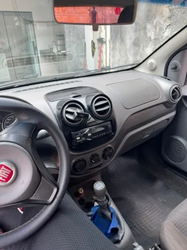Fiat Palio Attractive 1.0 EVO Fire Flex 8V 5P 2014