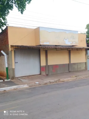 Casa e salão comercial 2 terreno 