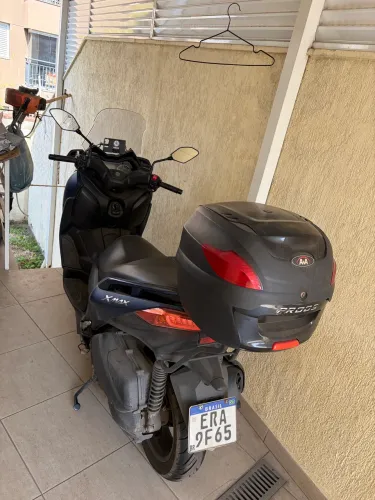 Moto xmax 250 2021 não tenho intermediador, tratar somente comigo.