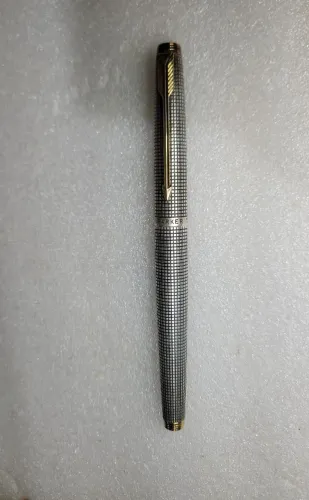 Caneta tinteiro Parker 75 sterling Silver ciselé pena ouro 14k made in u.s.a