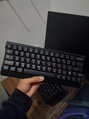 Teclado Magnético Iqunix Ev63