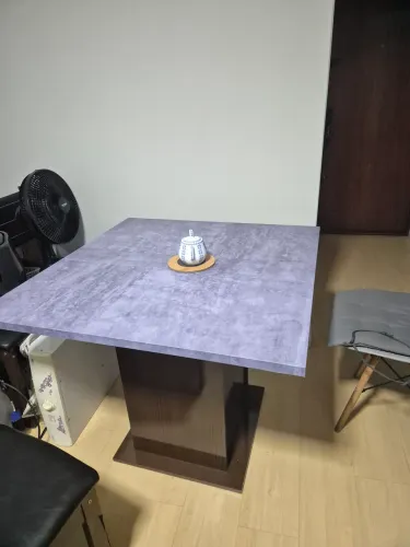 Mesa 4 cadeiras