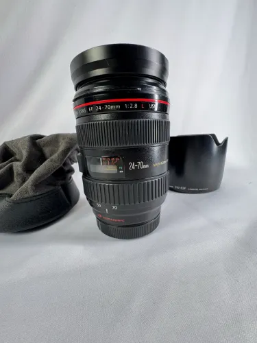 Canon Ef 24-70mm F/2.8 L Usm Profissional (Usado)