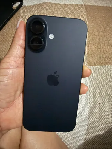 iPhone 16 preto 