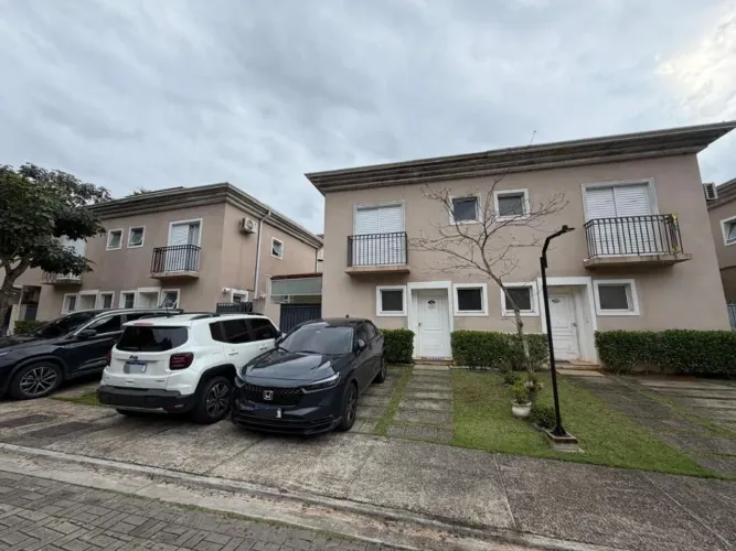 Casa com 3 dormitórios para alugar, 93 m² por R$ 5.790,00/mês - Granja Viana - Cotia/SP