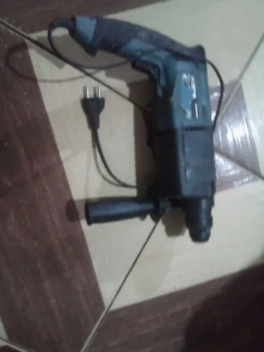Furadeira boa