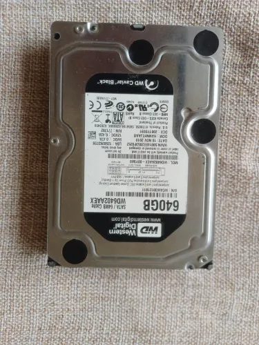 HD usado Western Digital Caviar Black 640GB SATA / 64MB Cache modelo WD6402AAEX