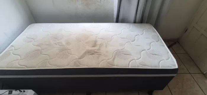 Cama de solteiro