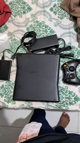 Vendo ou Troco Xbox 360 Slim