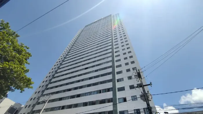 FLAT 25M2 ANDAR ALTO GOLDEN PARK BOA VIAGEM COM LAZER