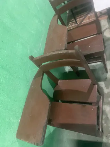 Cadeira escolar