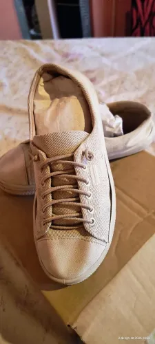 Tênis Casual Feminino Bege - Calce Fácil, Confortável e Estiloso<br>Número 35