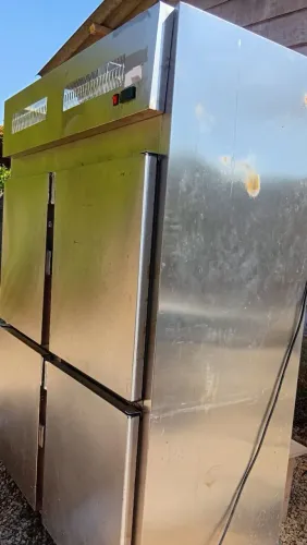 Geladeira industrial 4 portas inox