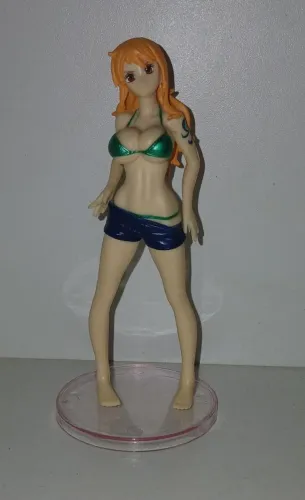 BONECA ONE PIECE NAMI DE PRAIA BIQUINI