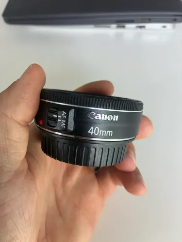 Lente Canon 40mm 2.8 STM EF