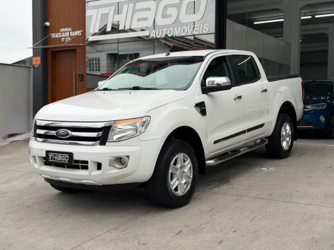Ford Ranger XLT 2.5 16V 4X2 CD Flex 2014